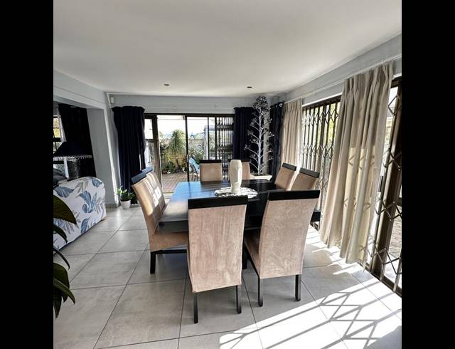 3 BEDROOM HOUSE FOR SALE IN REEBOK